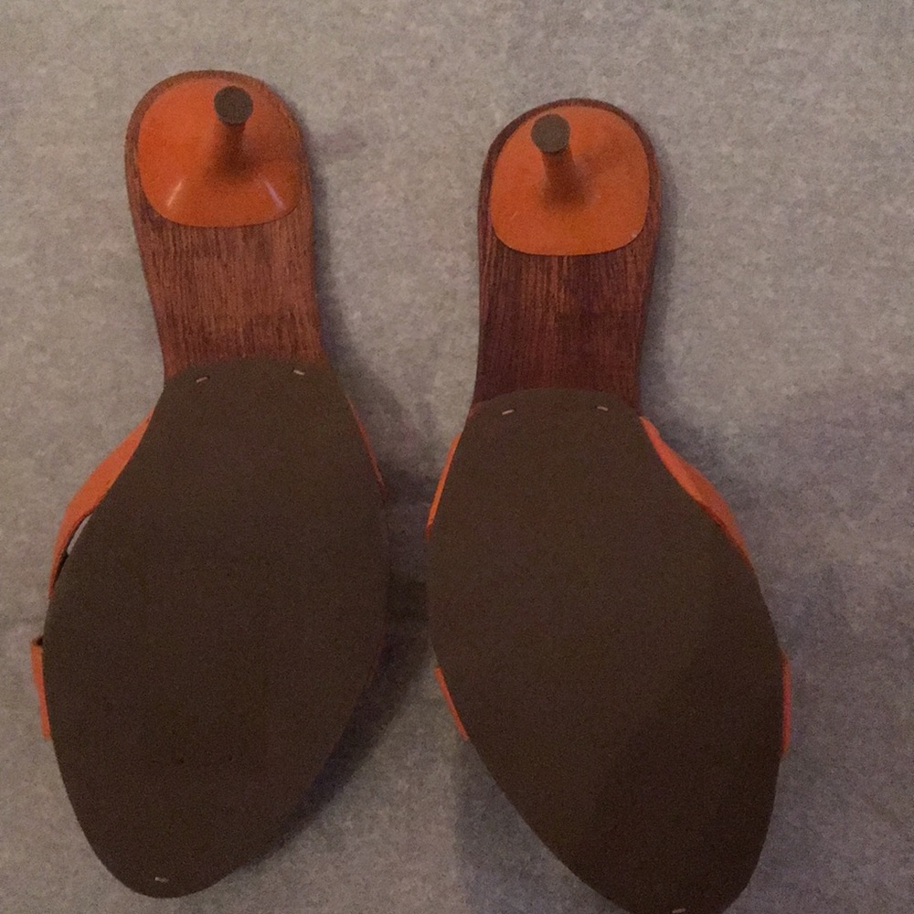 Shoes - Picture 3 of 4